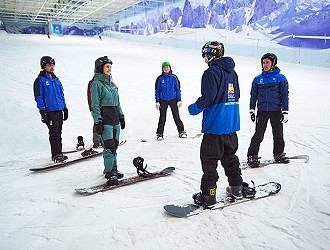 Snowboarders on a lesson at Chill Factor<sup>e</sup>